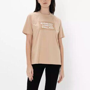 γ8MKγ$480 Burberry Logo Beige Tee T Shirt Size S